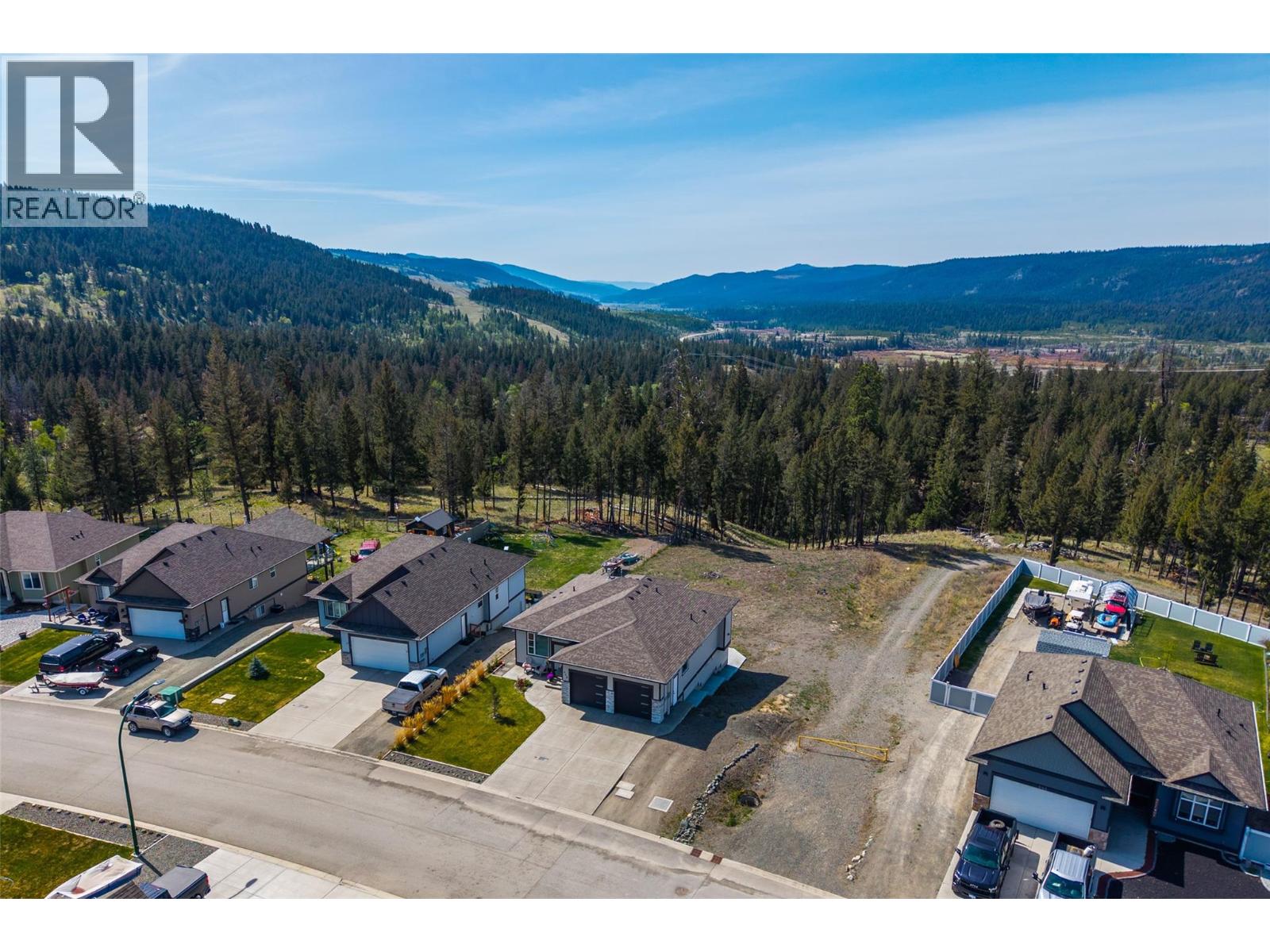 448 Daladon Drive, Logan Lake