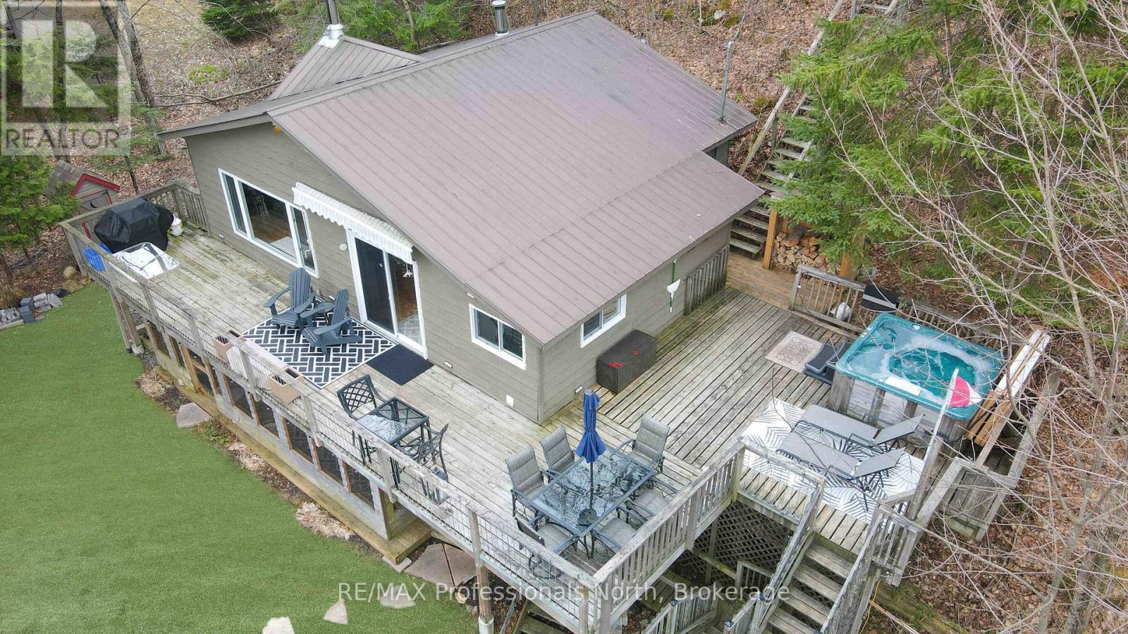 1110 MISKWABI LAKE ROAD - 30
