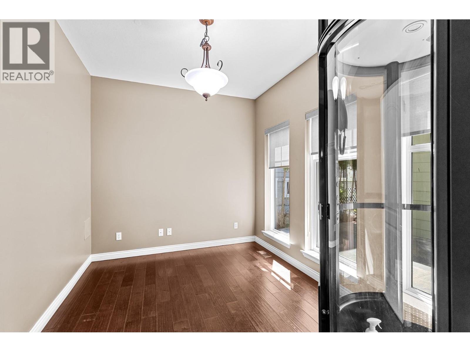 5360 Connaly Lane, Kelowna