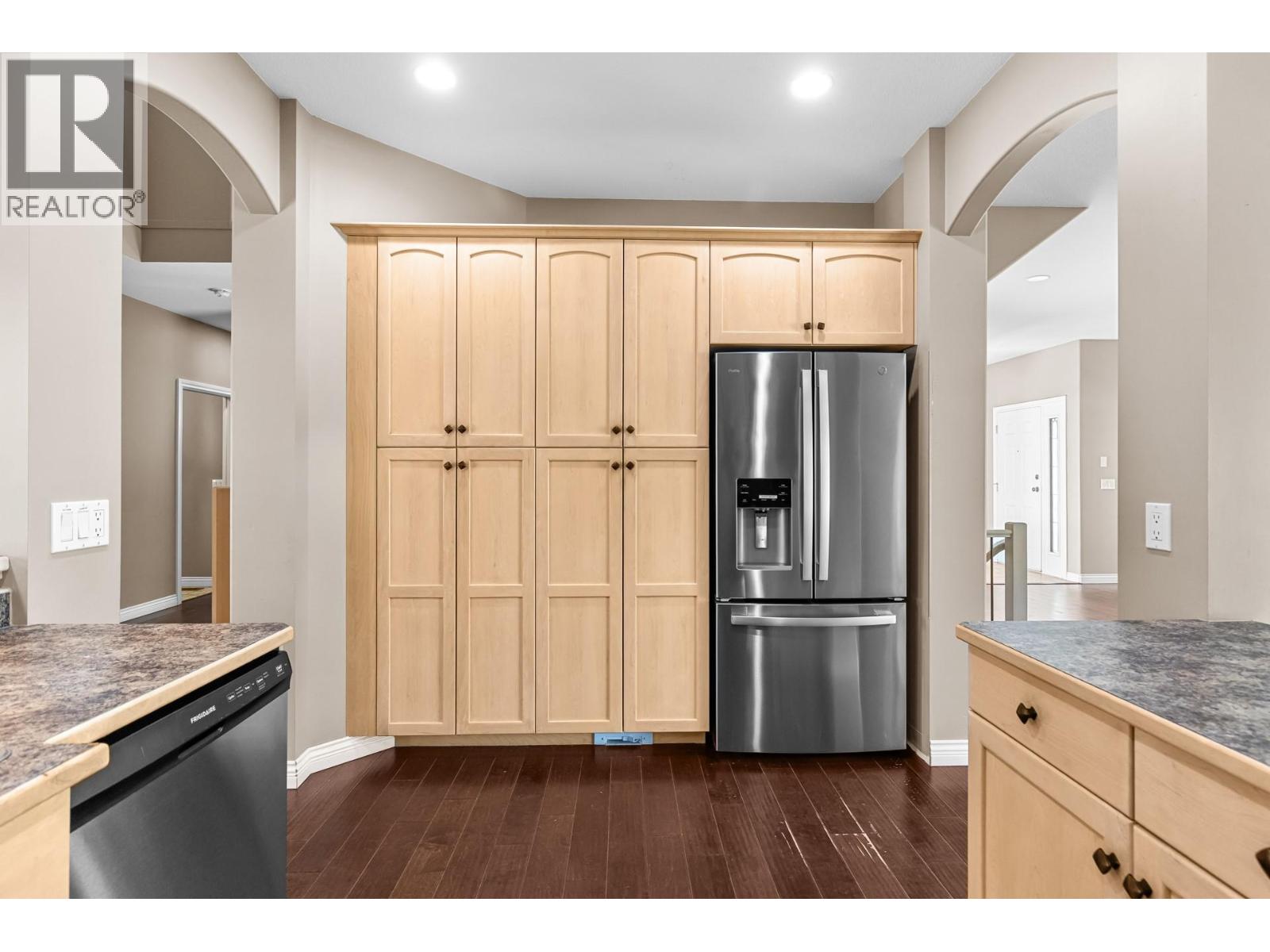 5360 Connaly Lane, Kelowna