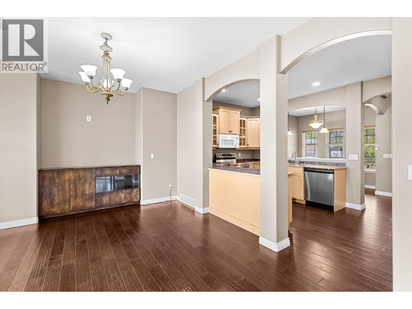 5360 Connaly Lane, Kelowna