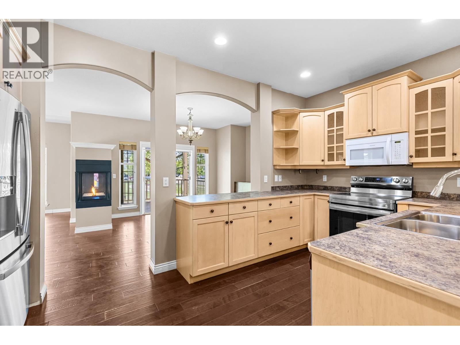 5360 Connaly Lane, Kelowna