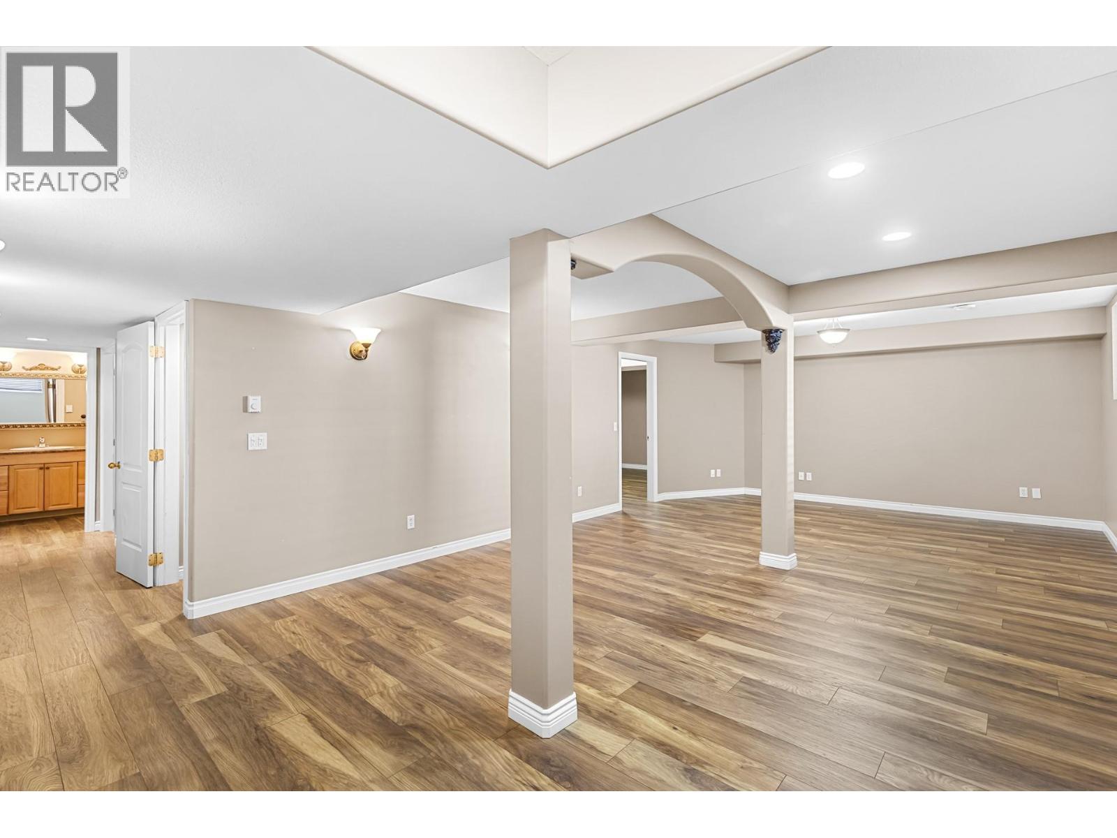 5360 Connaly Lane, Kelowna
