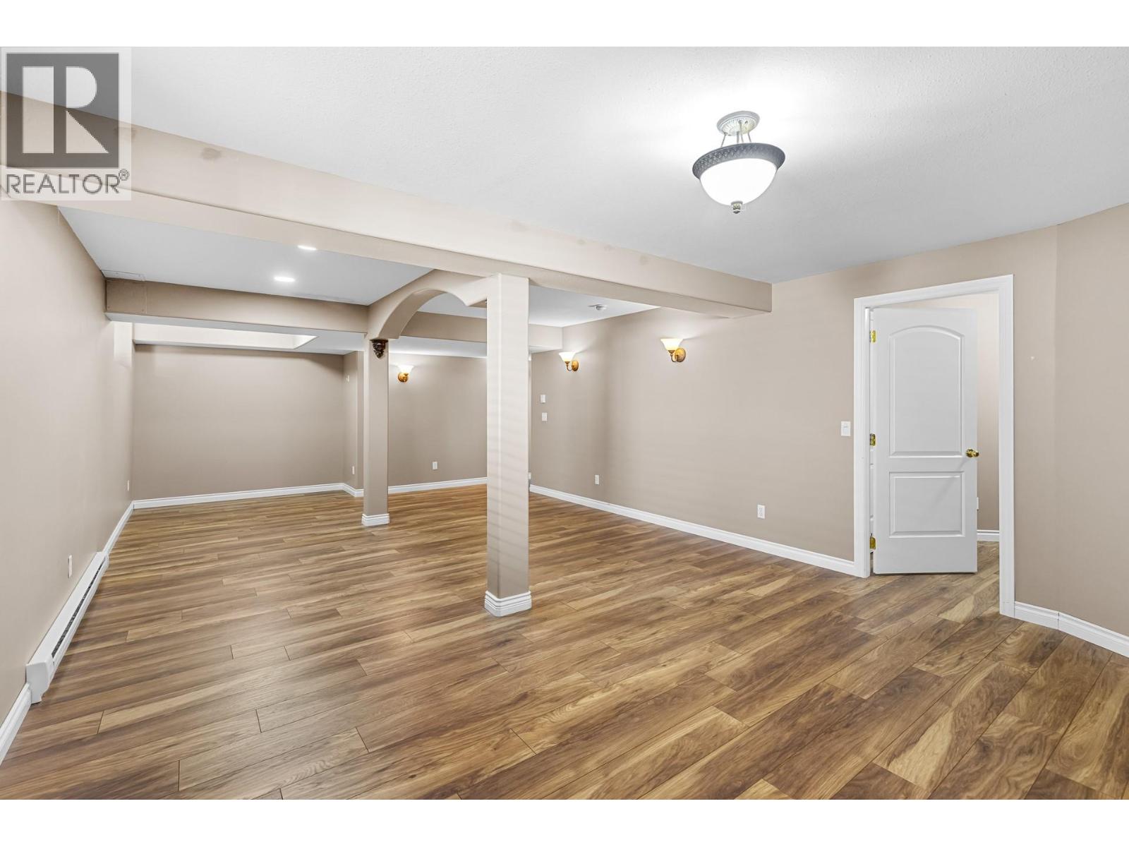 5360 Connaly Lane, Kelowna