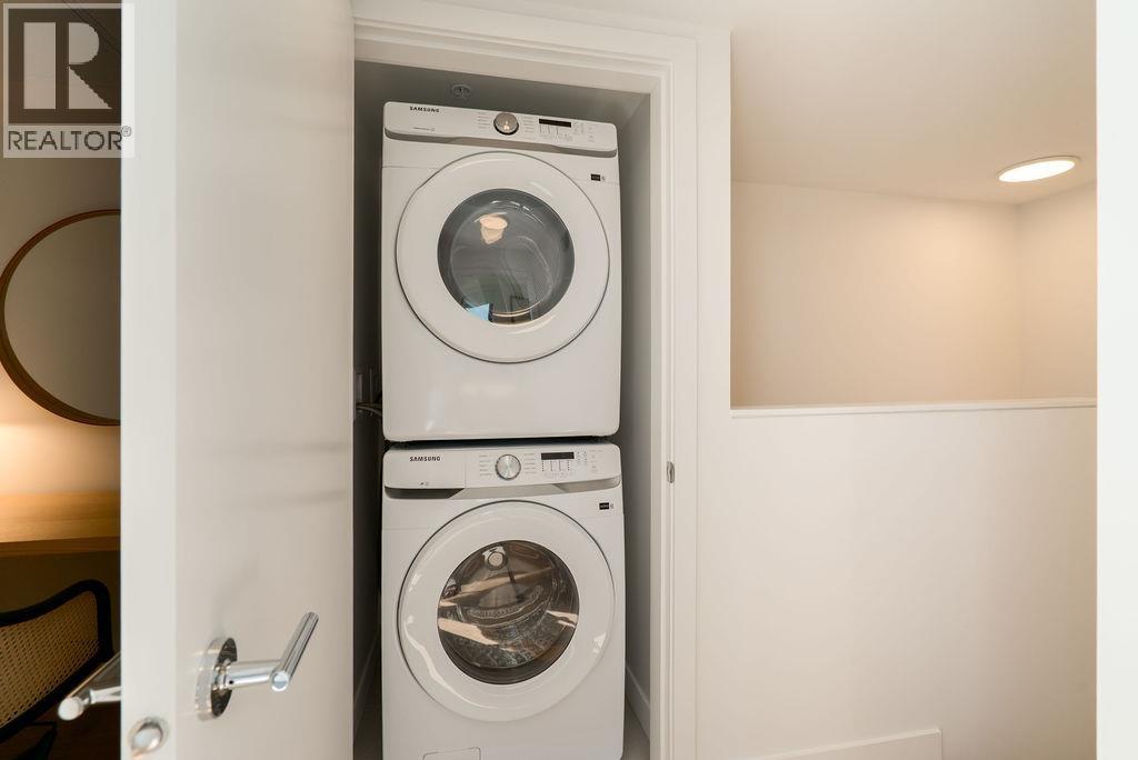 222 2820 NANAIMO STREET, Vancouver