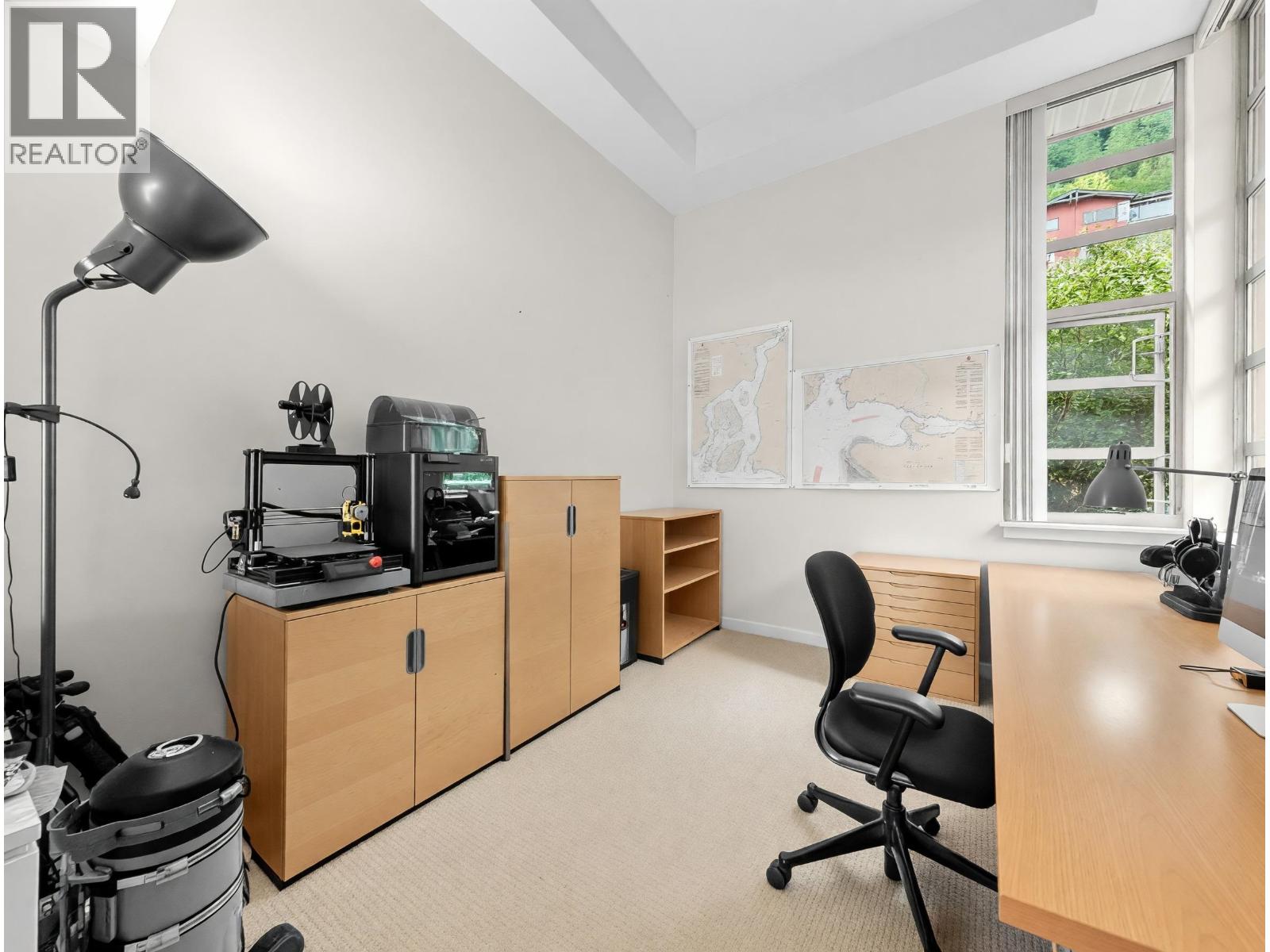 8725 SEASCAPE DRIVE, West Vancouver