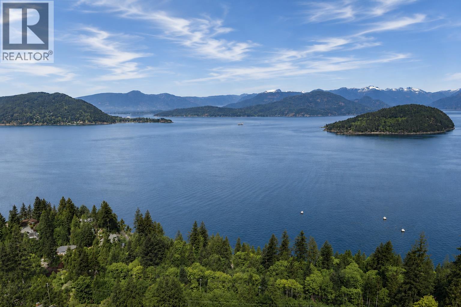 8725 SEASCAPE DRIVE, West Vancouver