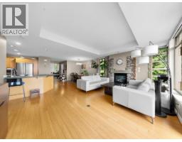 8725 Seascape Drive, West Vancouver, BC V7W3J7 Photo 11