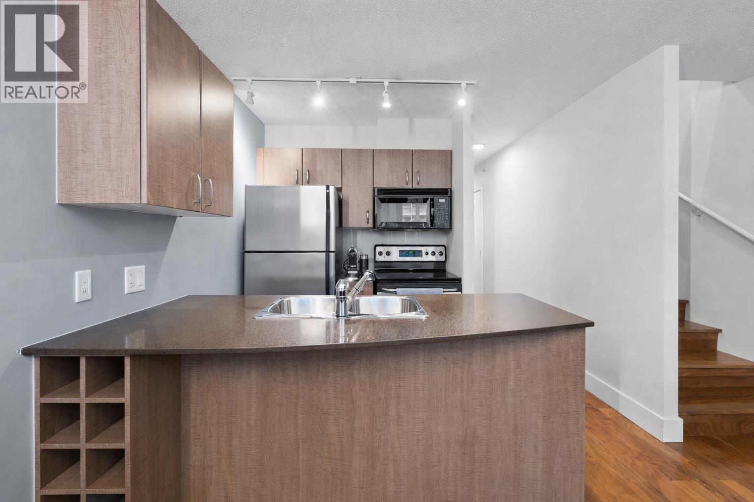 1 Bed, 2 Bath Apartment for Sale in Vancouver – 409 610 GRANVILLE STREET, Vancouver – MLS# R3121896 - Image 15