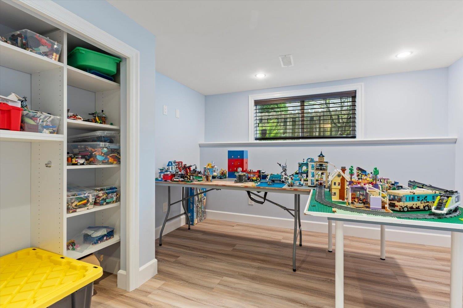 1723 AGASSIZ AVENUE, Agassiz, Agassiz