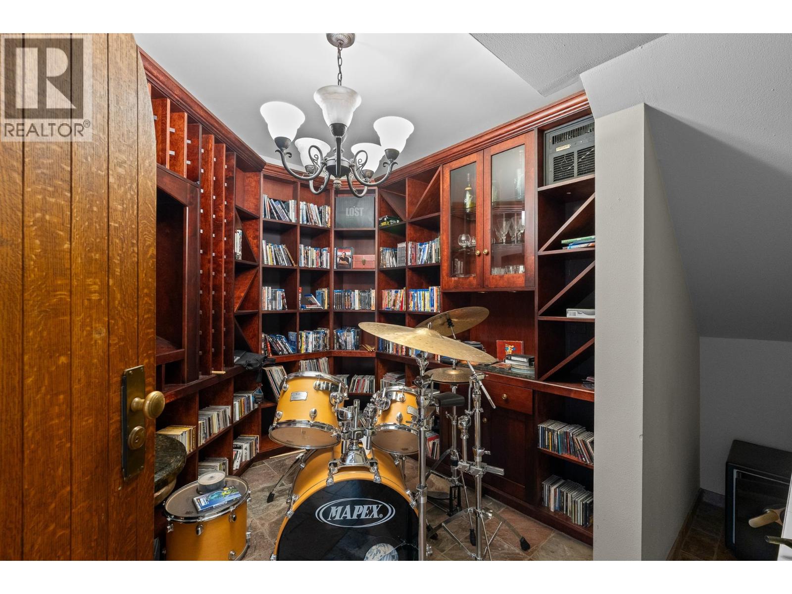 4222 ROCKRIDGE ROAD, West Vancouver