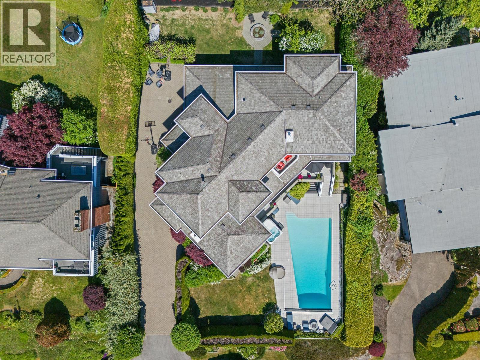 4222 ROCKRIDGE ROAD, West Vancouver