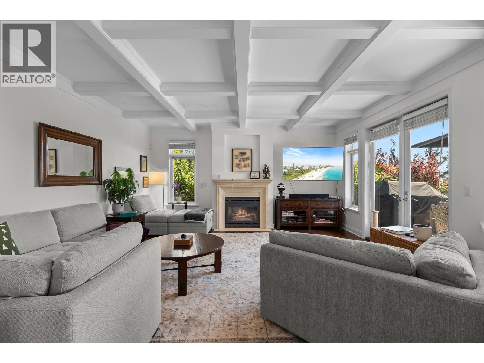 4222 ROCKRIDGE ROAD, West Vancouver