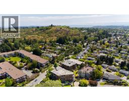 203 3614 Richmond Rd, Saanich, BC V8P4R5 Photo 30