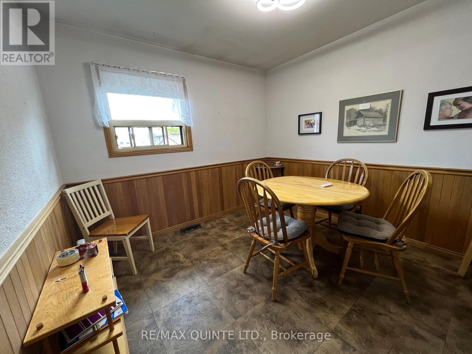 33 RAMSAY AVENUE - 9