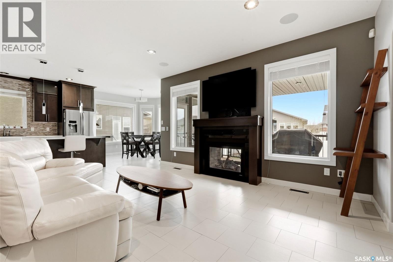 4151 Chuka DRIVE - Image 3