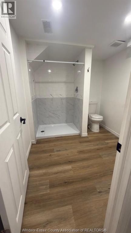 3295 Curry Unit# Lower, Windsor, Ontario, N9E2T4 — Photo 10