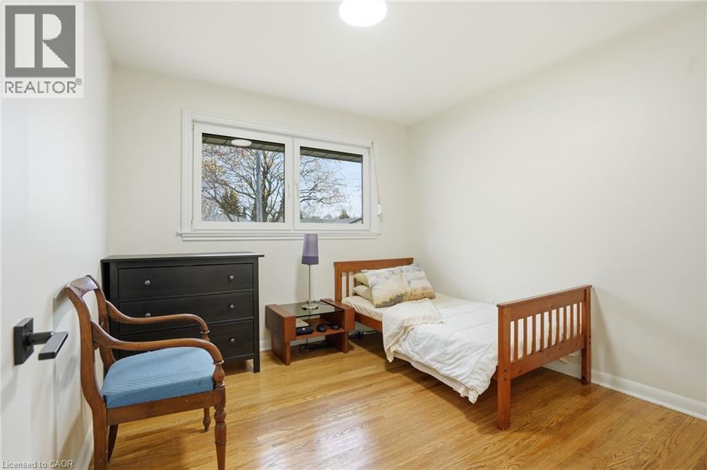 14 EDINBURGH Drive, St. Catharines, Ontario, L2M3H1 — Photo 11