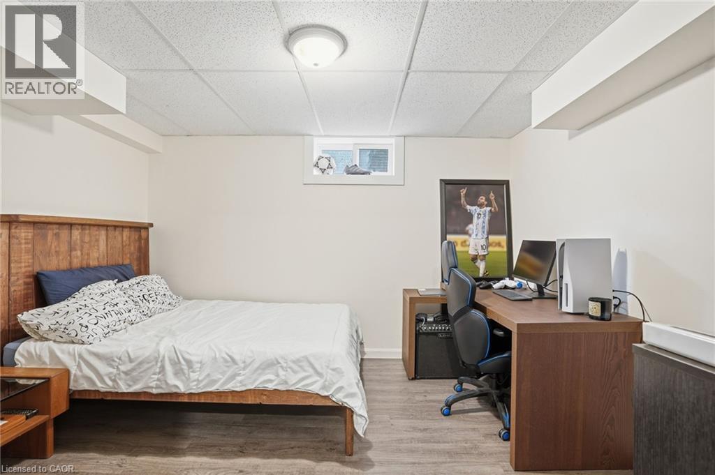 14 EDINBURGH Drive, St. Catharines, Ontario, L2M3H1 — Photo 37