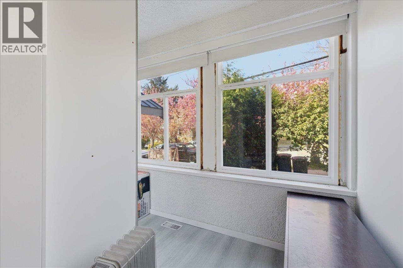 6 Bed, 3 Bath House for Sale in Vancouver – 14 W 14TH AVENUE, Vancouver – MLS# R3121065 - Image 35