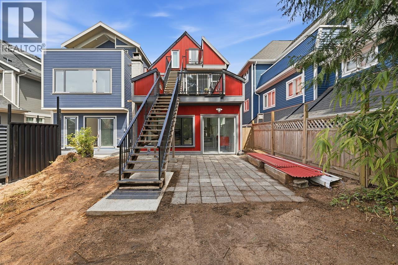 6 Bed, 3 Bath House for Sale in Vancouver – 14 W 14TH AVENUE, Vancouver – MLS# R3121065 - Image 15