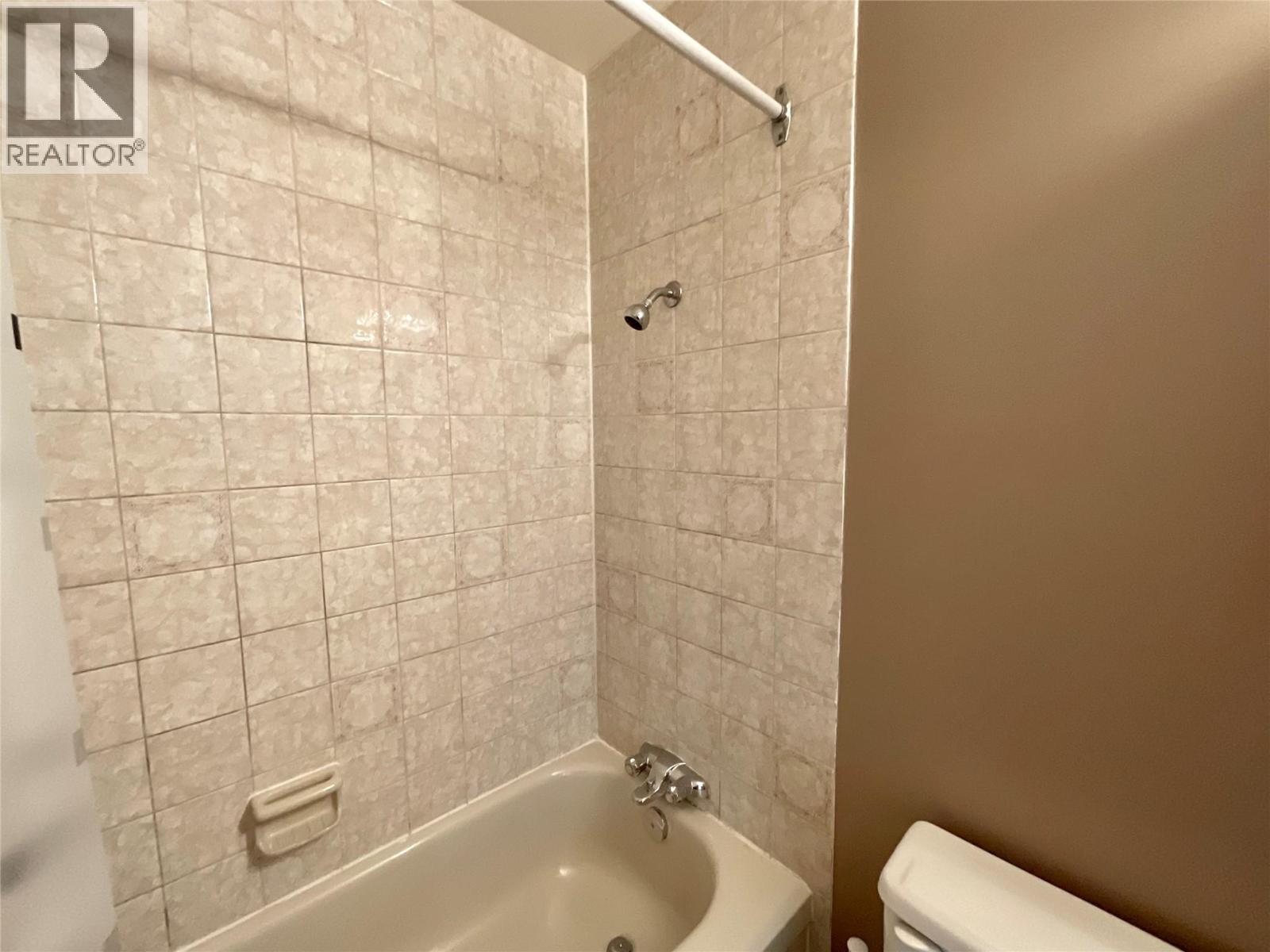 #312 108 Spruce Avenue - 12