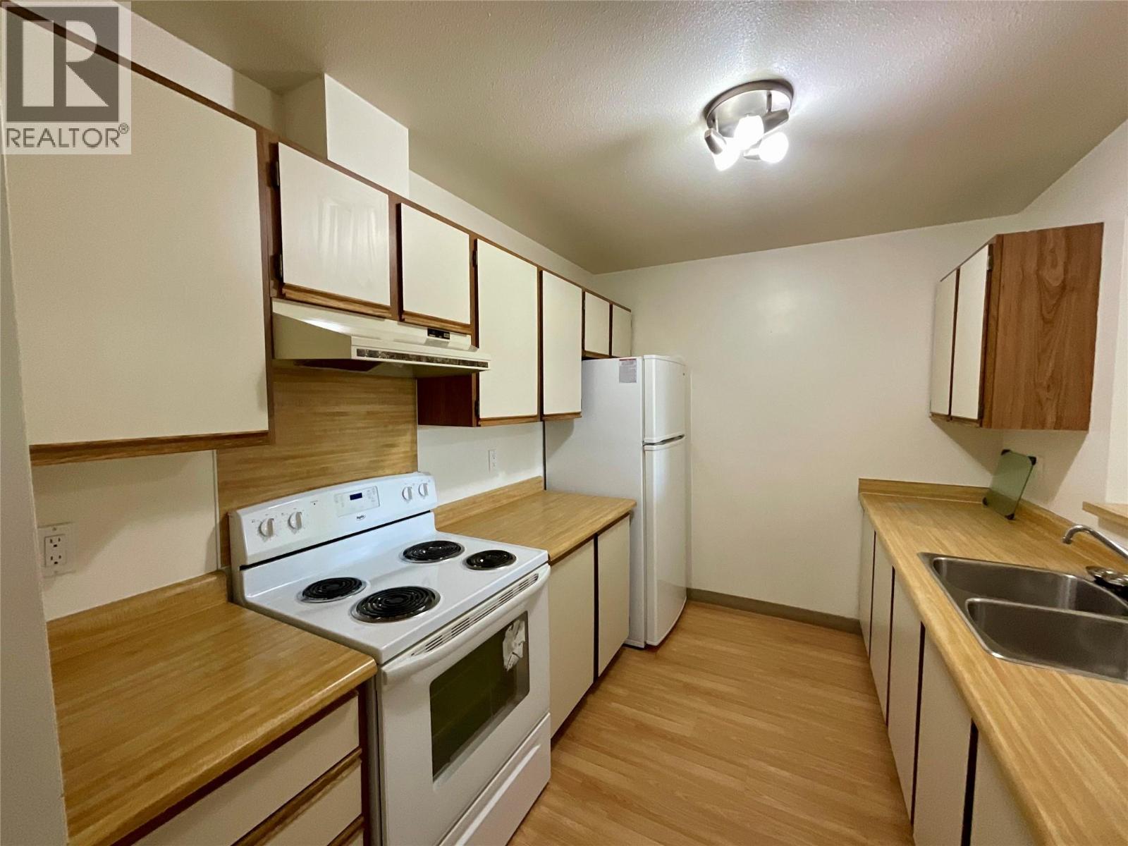 #312 108 Spruce Avenue - 2