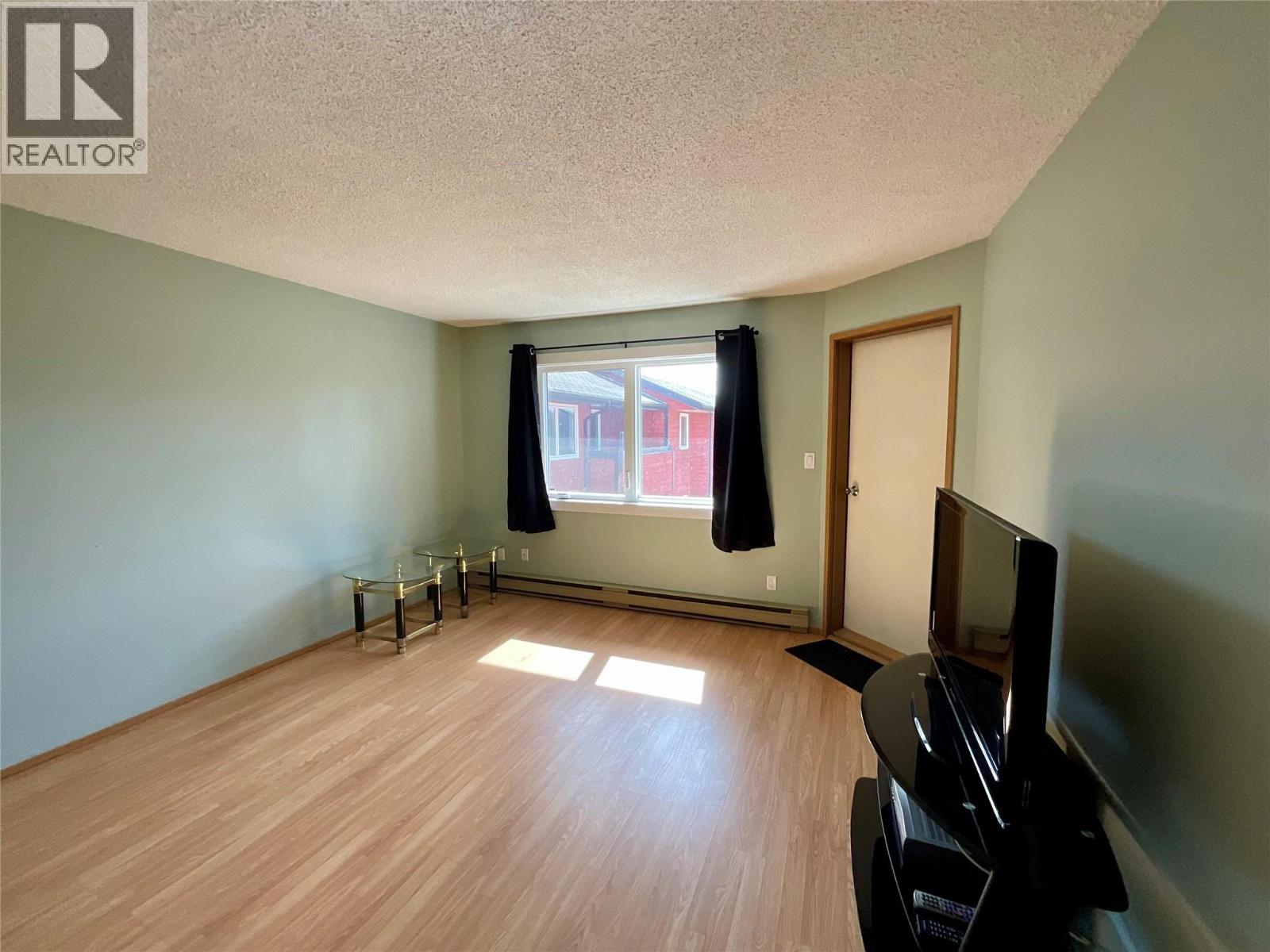 #312 108 Spruce Avenue - 6