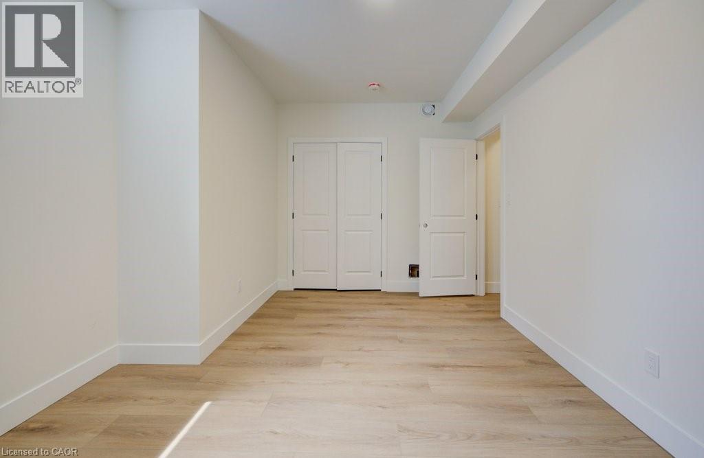 19 DOWNEY Street Unit# 1, Kitchener, Ontario, N2H6K5 — Photo 11