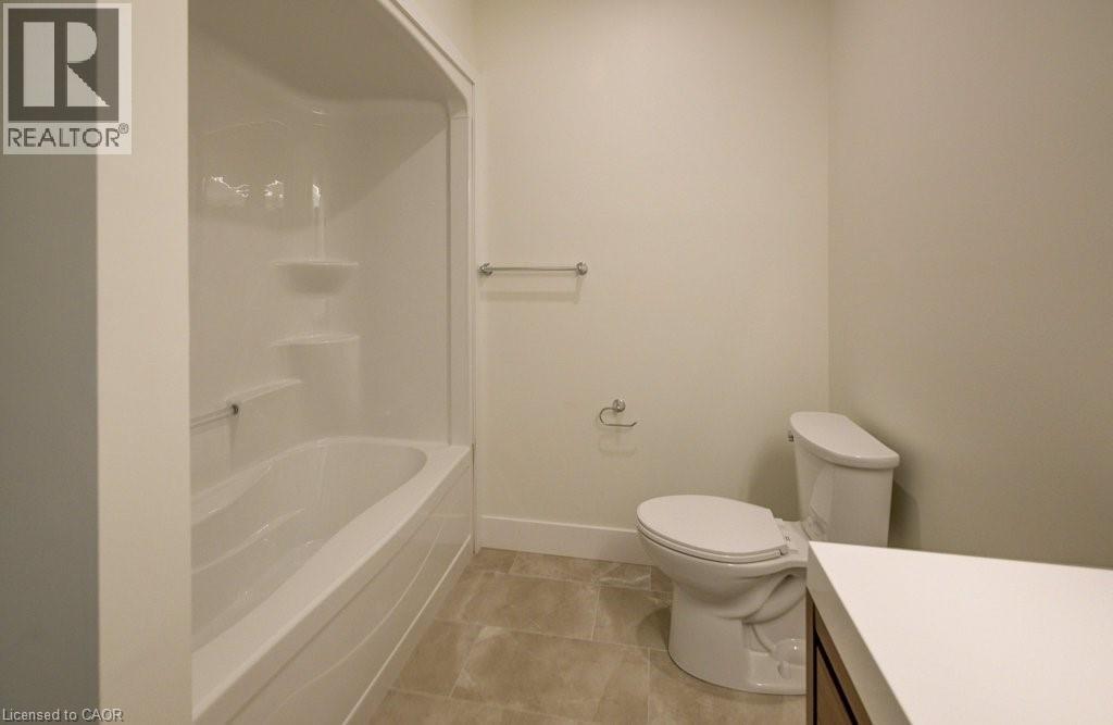 19 DOWNEY Street Unit# 1, Kitchener, Ontario, N2H6K5 — Photo 15