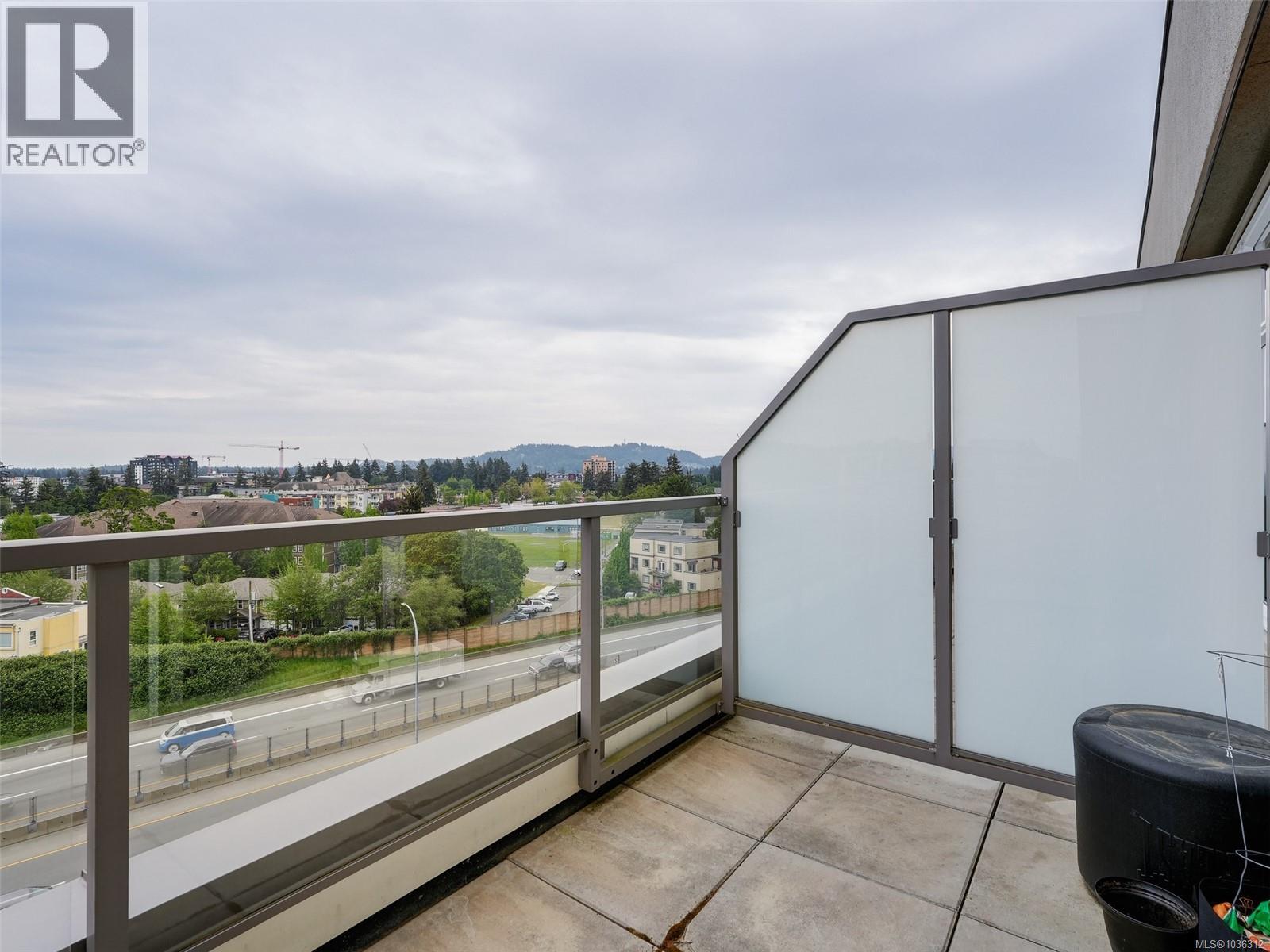 #605 967 Whirlaway Cres - 20