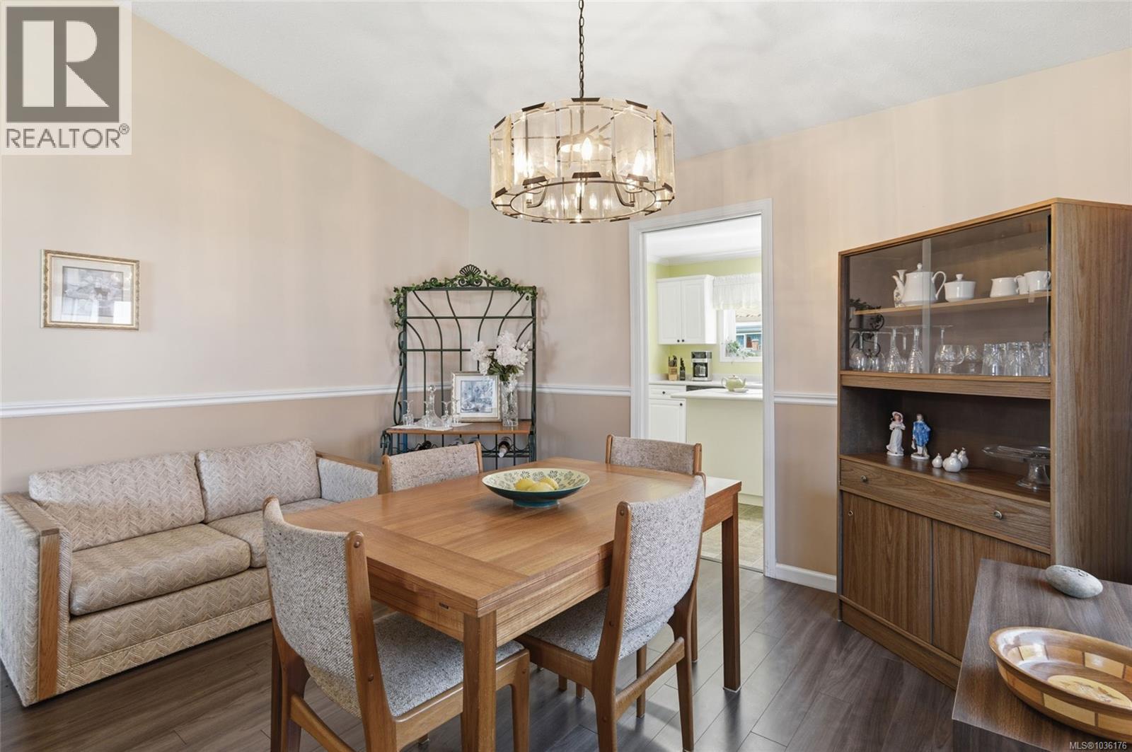 704 Ermineskin Ave - 3