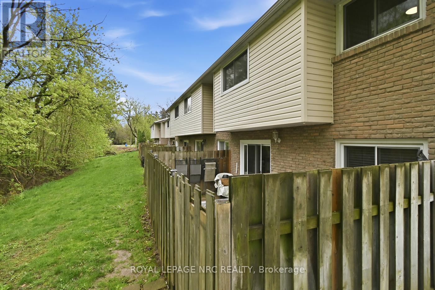 #61 151 PARNELL ROAD - 40