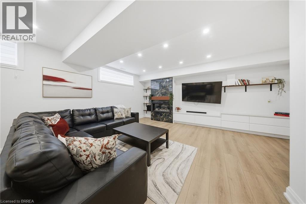 422 MOUNT PLEASANT Road - 20