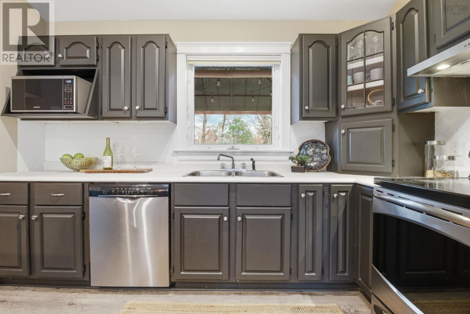 Property 33 of 40 of 65 Chani Drive