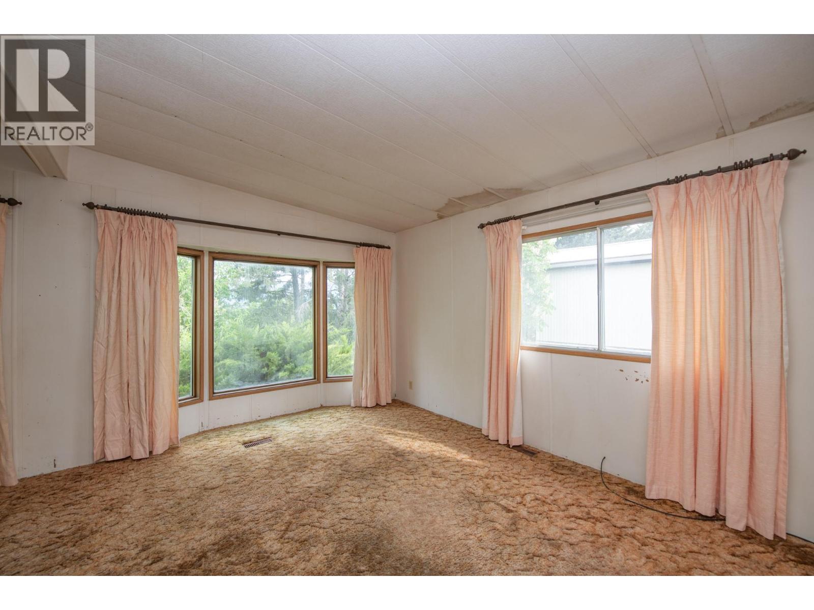 36 844 Hutley Road, Spallumcheen