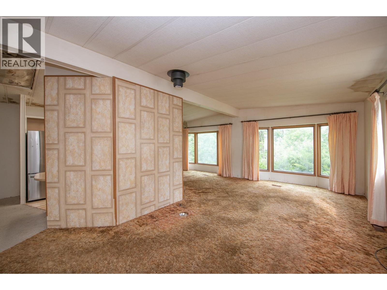 #36 844 Hutley Road - 15