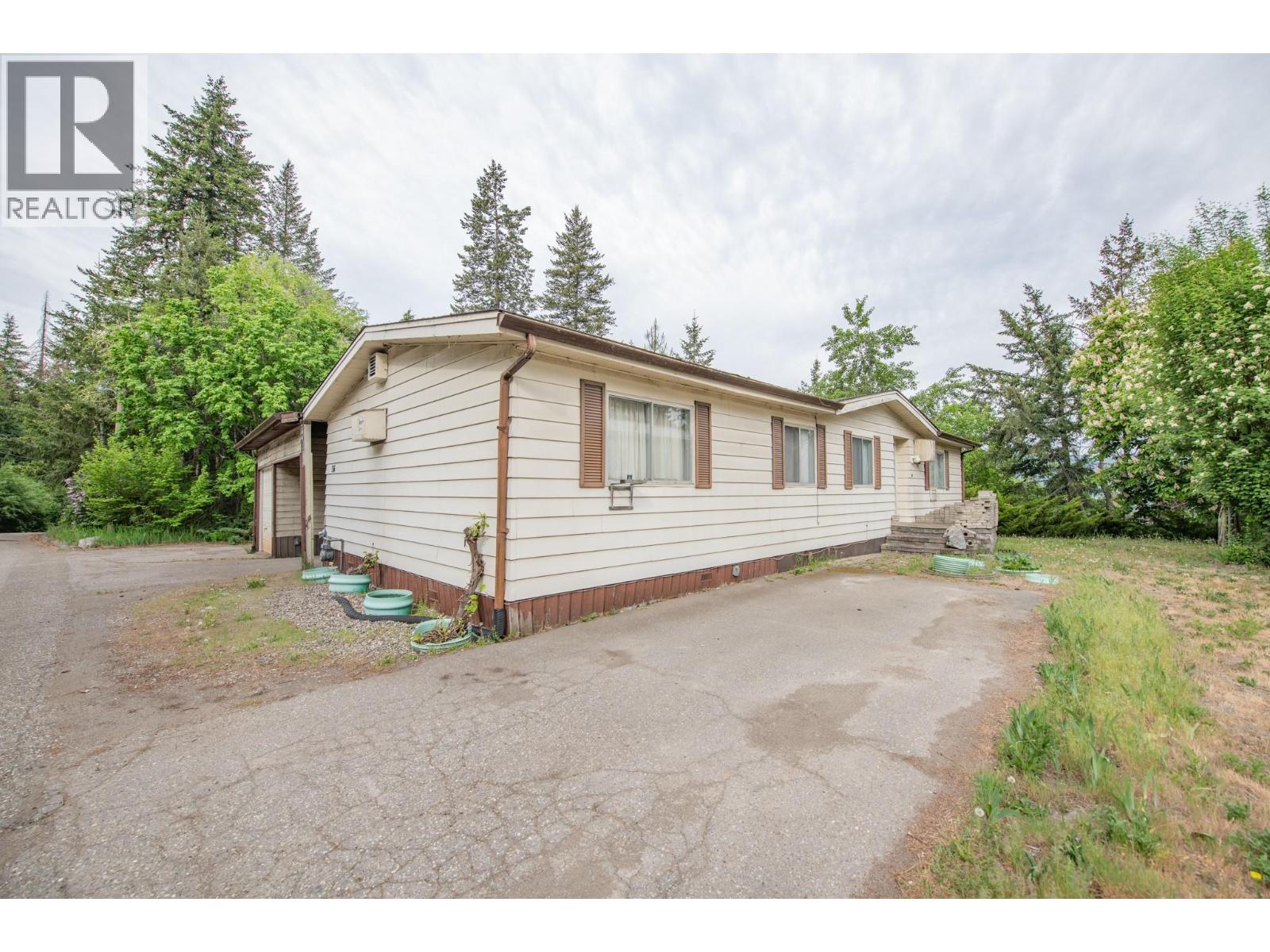 36 844 Hutley Road, Spallumcheen