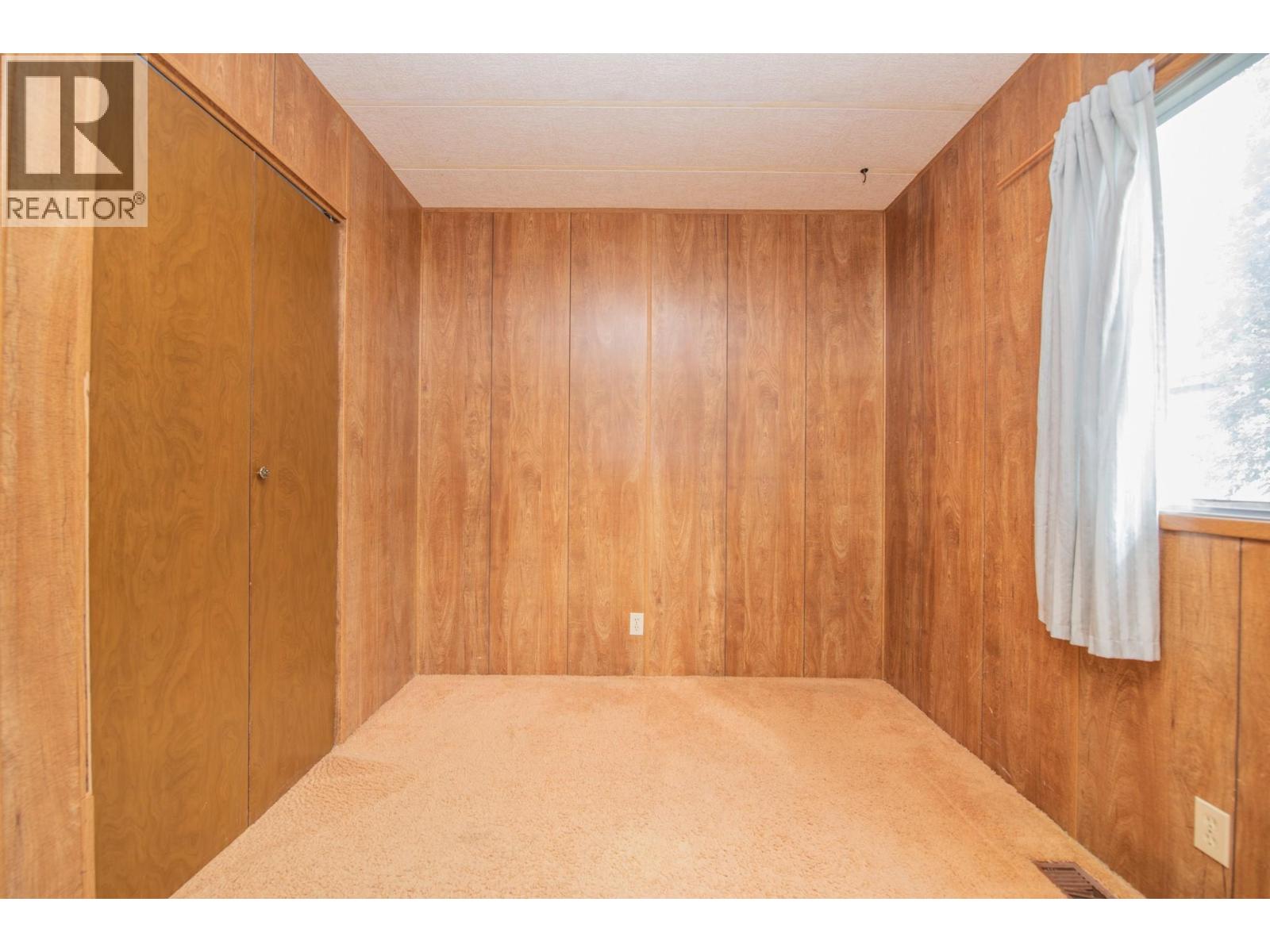 #36 844 Hutley Road - 25