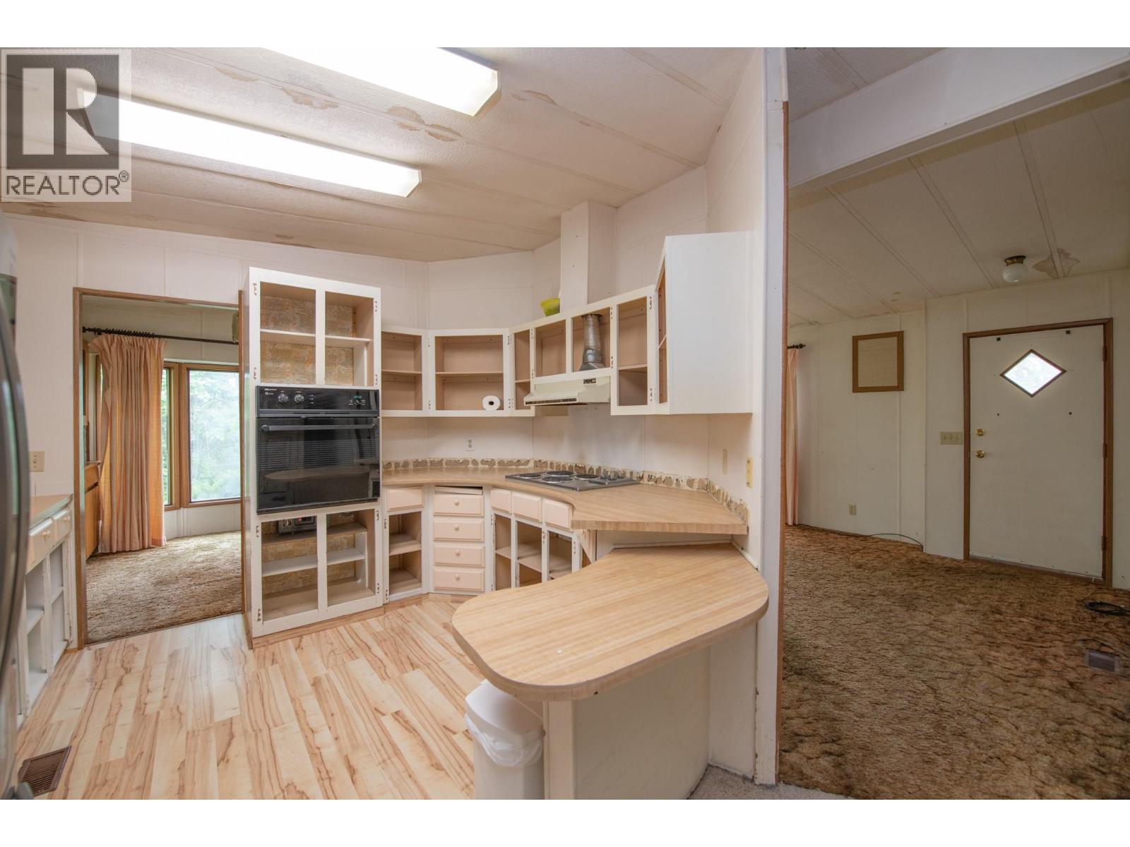 #36 844 Hutley Road - 4