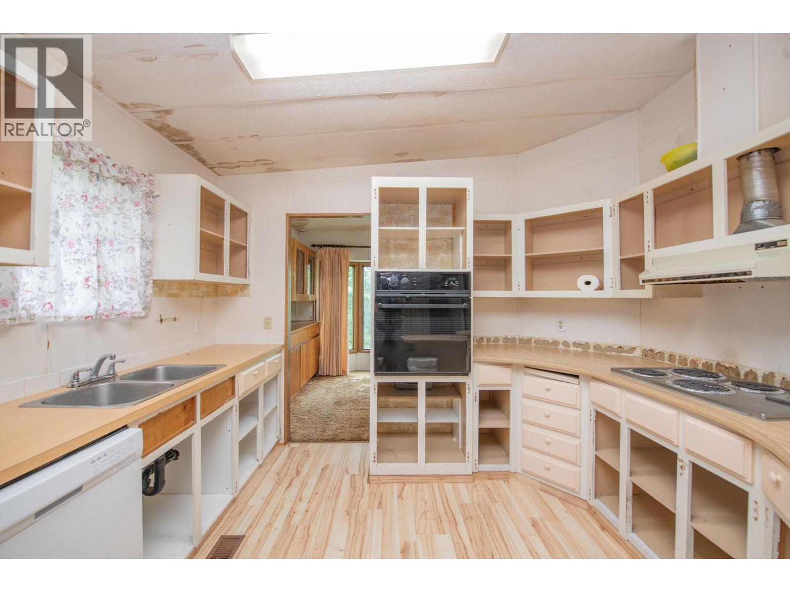 36 844 Hutley Road, Spallumcheen