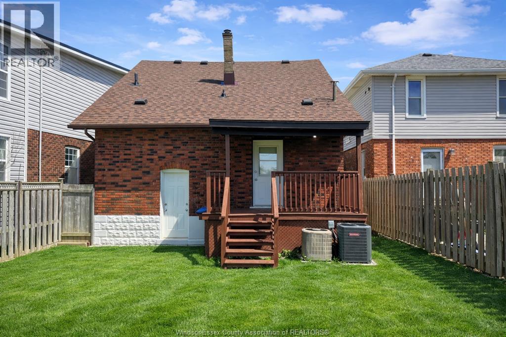 1351 MARENTETTE AVENUE Unit# UPPER, Windsor, Ontario, N8X4C9 — Photo 9