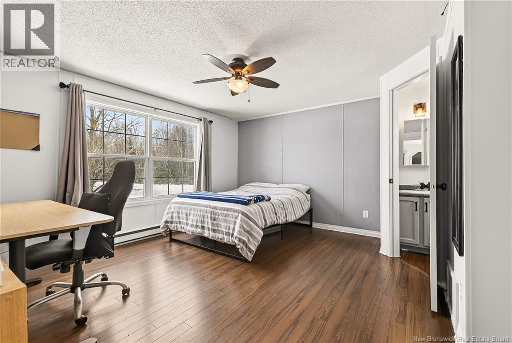 11 Sentier Street - 14