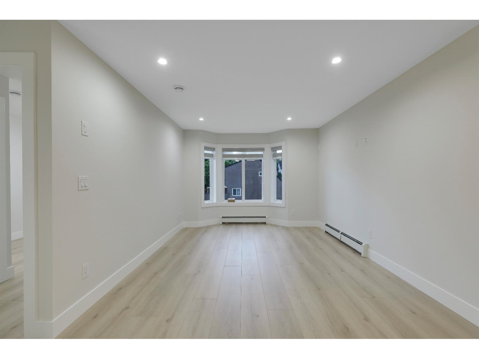 5 Bed, 3 Bath House for Sale in Surrey – 12509 77B AVENUE, Surrey - Image 12