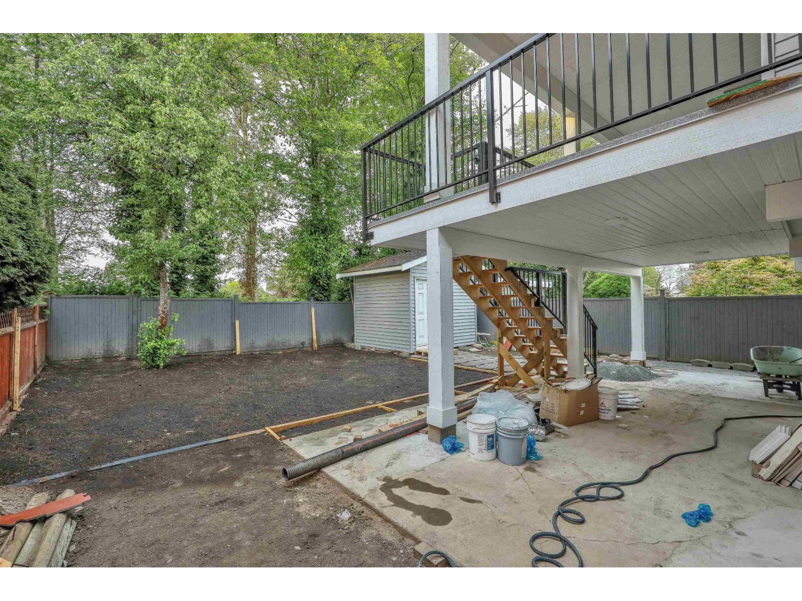 5 Bed, 3 Bath House for Sale in Surrey – 12509 77B AVENUE, Surrey - Image 7