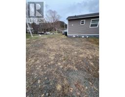 33 Forest Road thumbnail 16