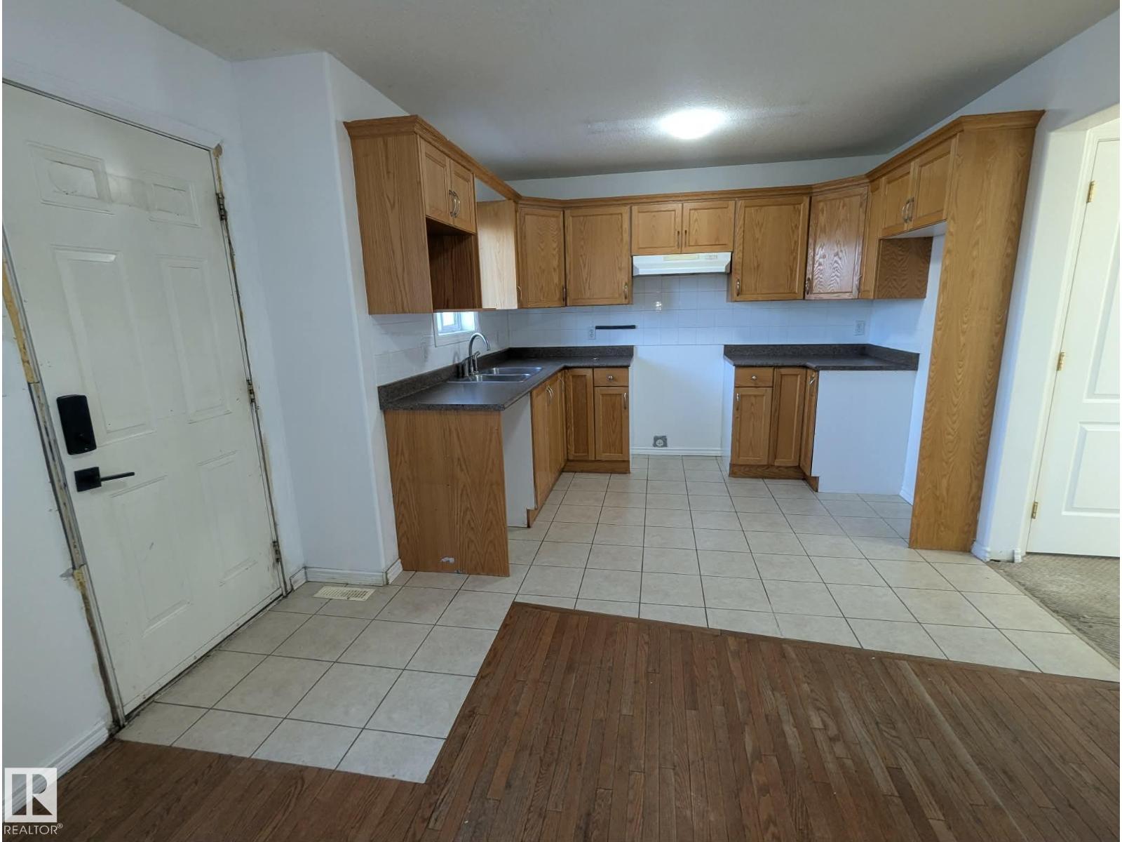 11725 83 ST NW - 8