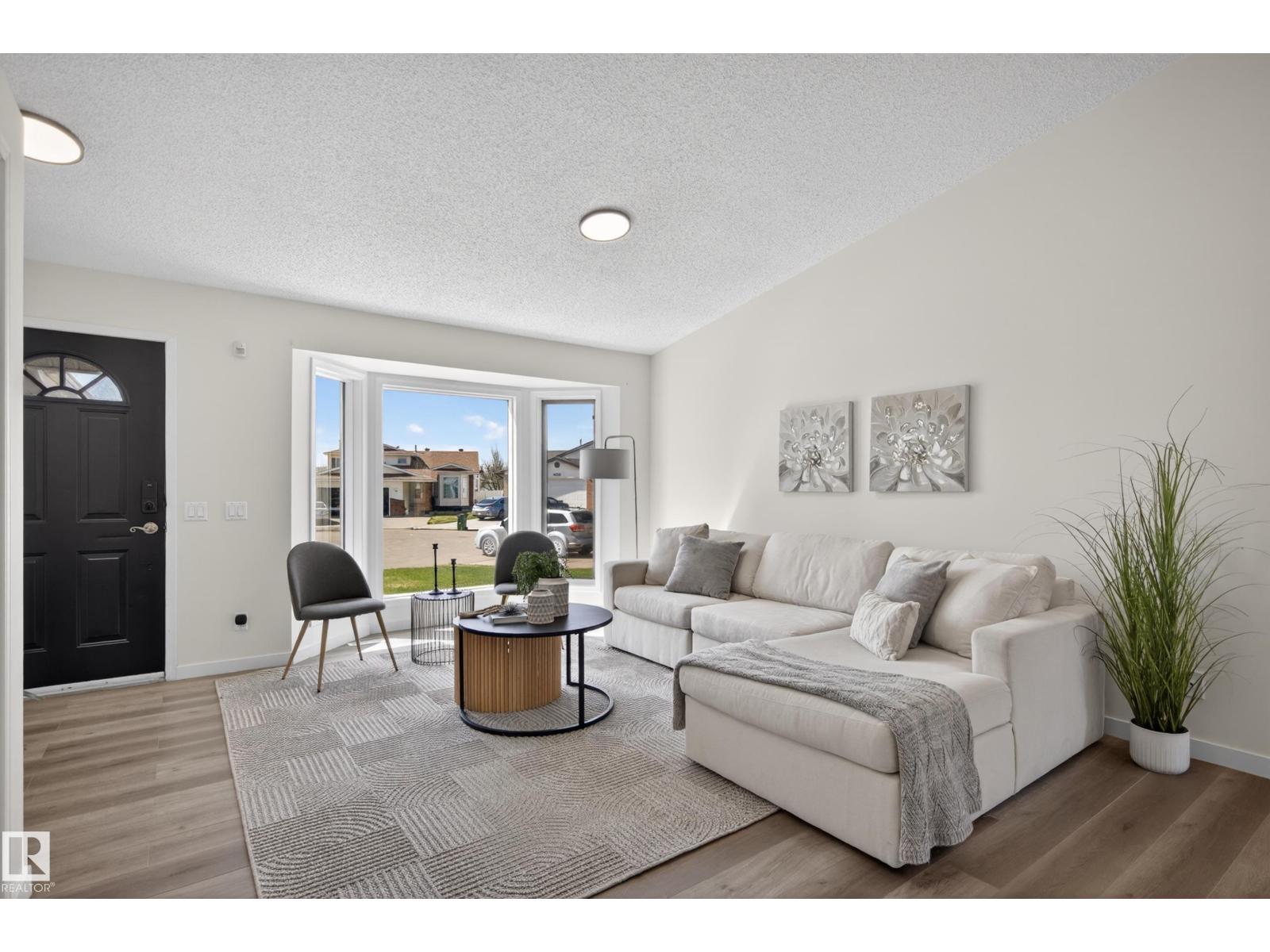 15323 72 ST NW, Edmonton