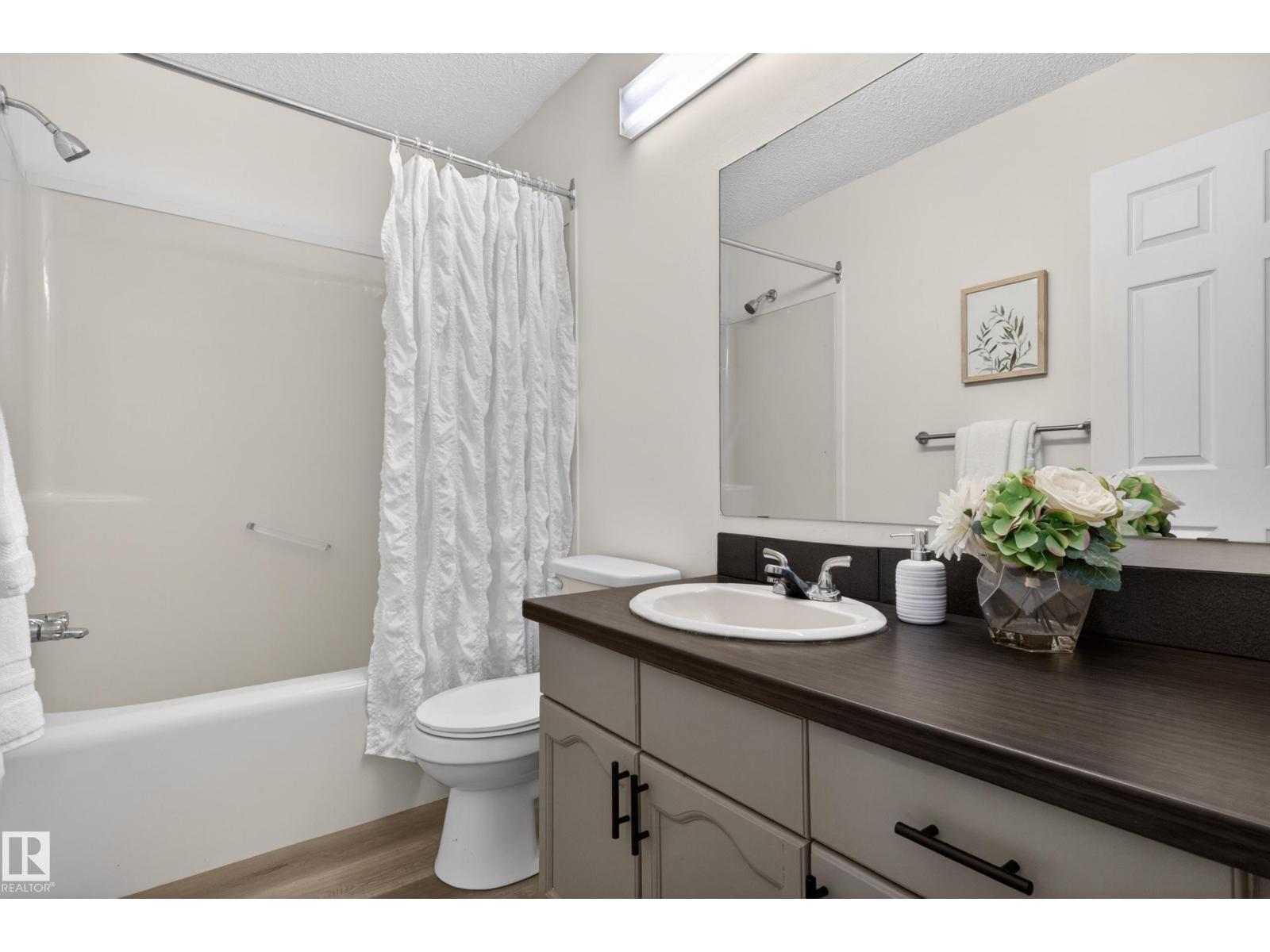 15323 72 ST NW, Edmonton