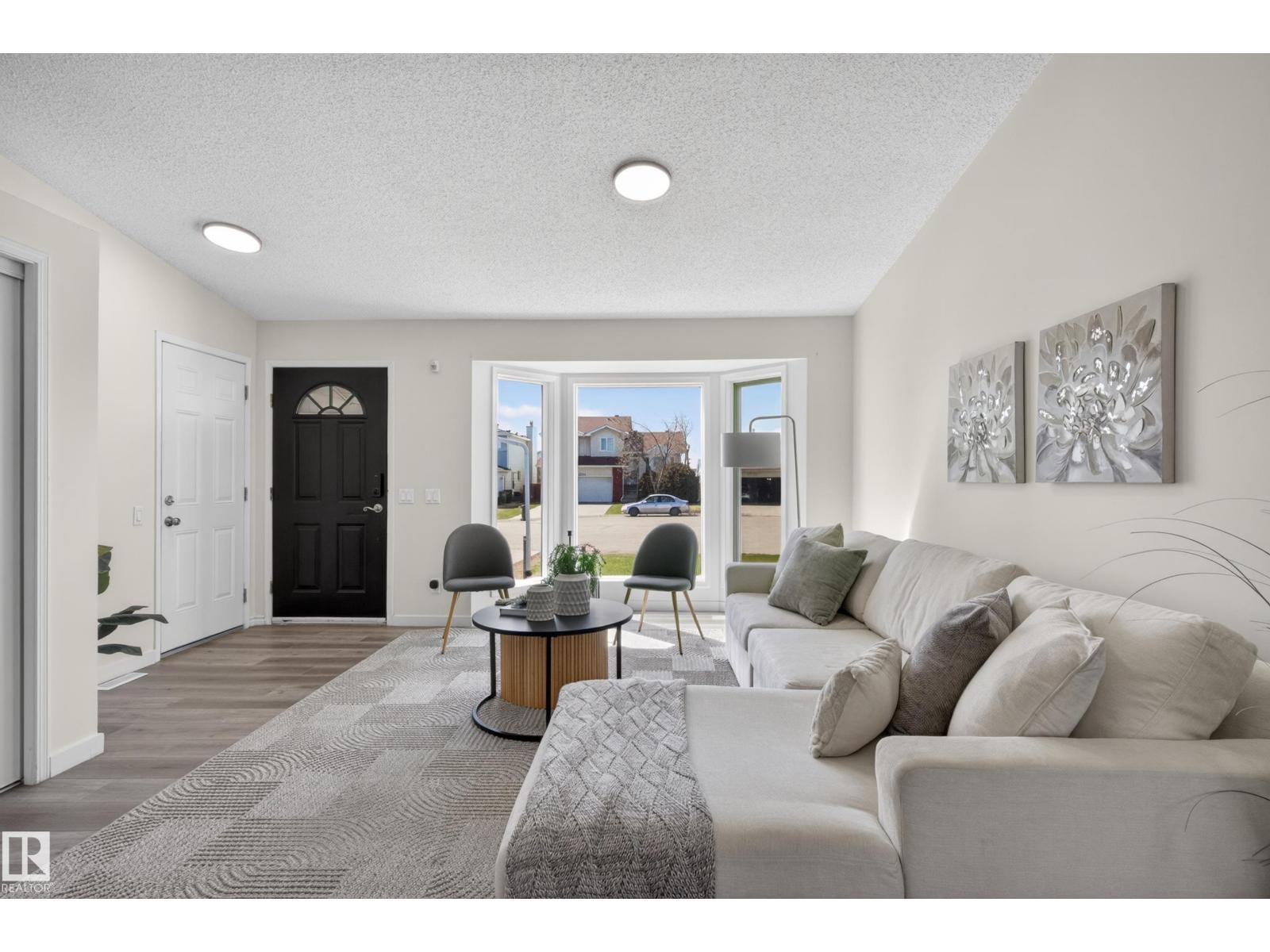 15323 72 ST NW, Edmonton
